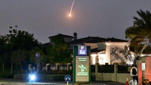 La opulenta y “segura” Dubái, golpeada por la guerra en Oriente Medio