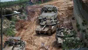 Incursión por tierra y desplazamiento: así va la ofensiva israelí en Líbano, el frente de guerra más letal tras Irán