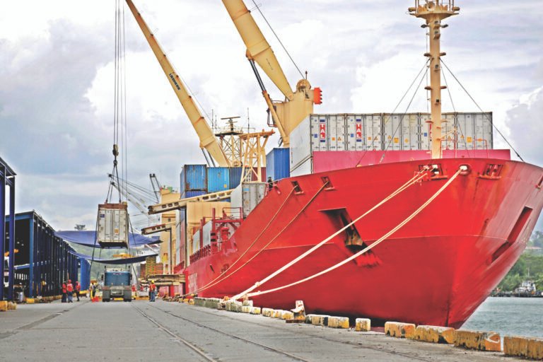 Exportaciones de Costa Rica inician el 2026 con crecimiento y alcanzan los $1.512 millones