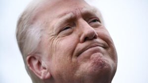 Trump rebaja sus amenazas a Irán y habla de un posible acuerdo: ¿a qué se debe su nuevo giro?