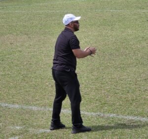 Linafa arde por polémica decisión que perjudica a equipo que dirige Alonso Solís