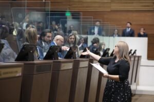 Diputados electos se capacitan en el Plenario previo a asumir funciones