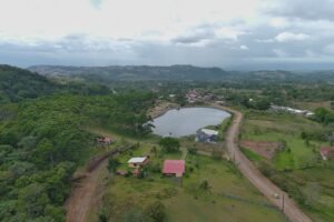 Coopesantos rompe el esquema del mercado eléctrico y abre el acceso a energía privada más barata en Costa Rica