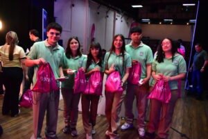 Universidad Fidélitas vincula becas y formación digital al concurso colegial de Antorcha