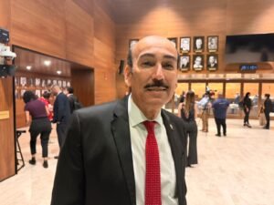 Nicolas tacha de “inmorales” a Pilar Cisneros y Fabricio Alvarado