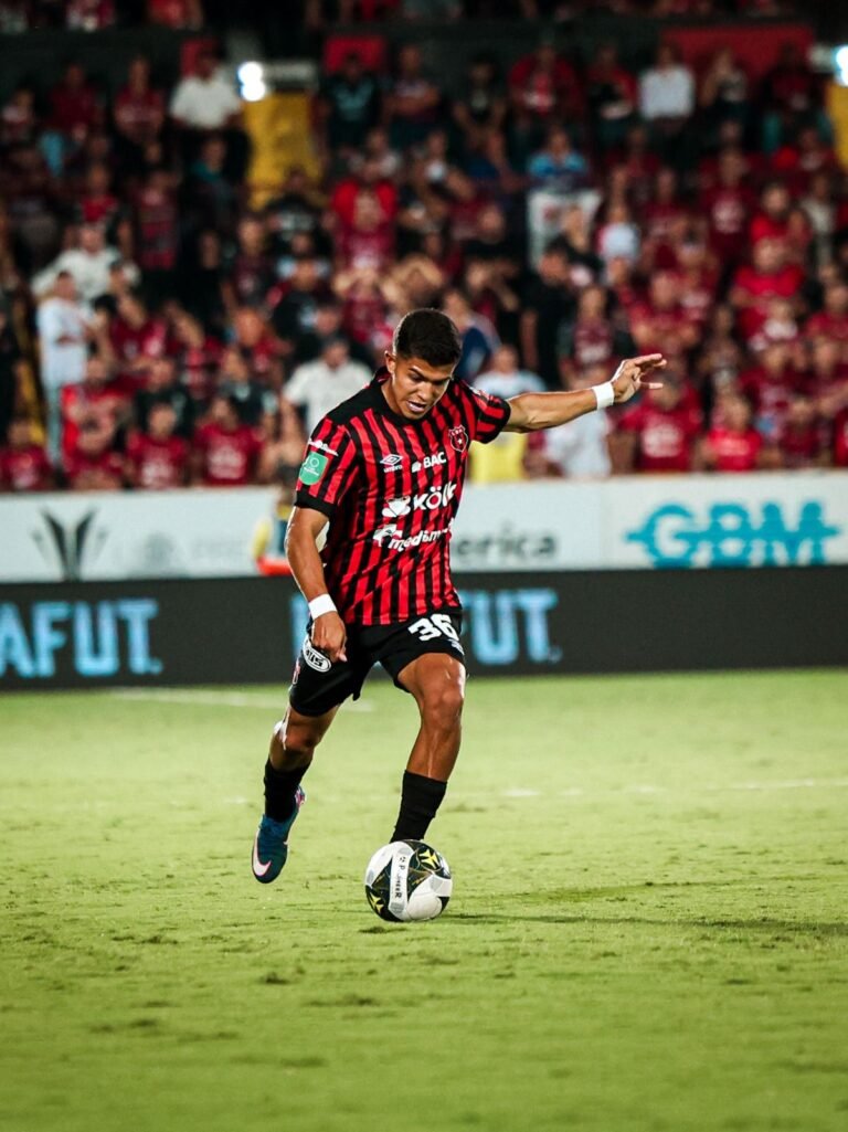 Alajuelense cerró el torneo a como empezó: una pesadilla