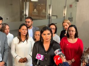 Obando sentencia que mañana deben sancionar a Fabricio Alvarado por “haber cometido hostigamiento sexual”