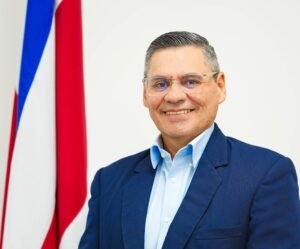 Fernando Vargas Pérez asume como ministro interino de Agricultura y Ganadería