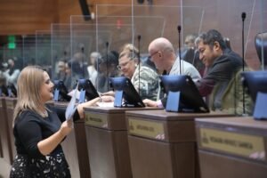 Pueblo Soberano rompe tradición y se aleja de la prensa en el Plenario