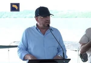 Chaves sobre diputados de oposición: Las corrientes del tiempo ya los barrieron y se los llevaron