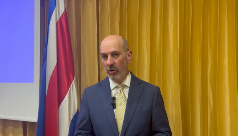 Rodrigo Cubero advierte que Costa Rica iniciará nuevo gobierno bajo presión externa y crecimiento desigual