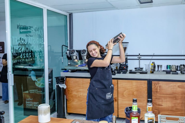 Barista latinoamericana conquista el segundo lugar en final global de café en Bangkok