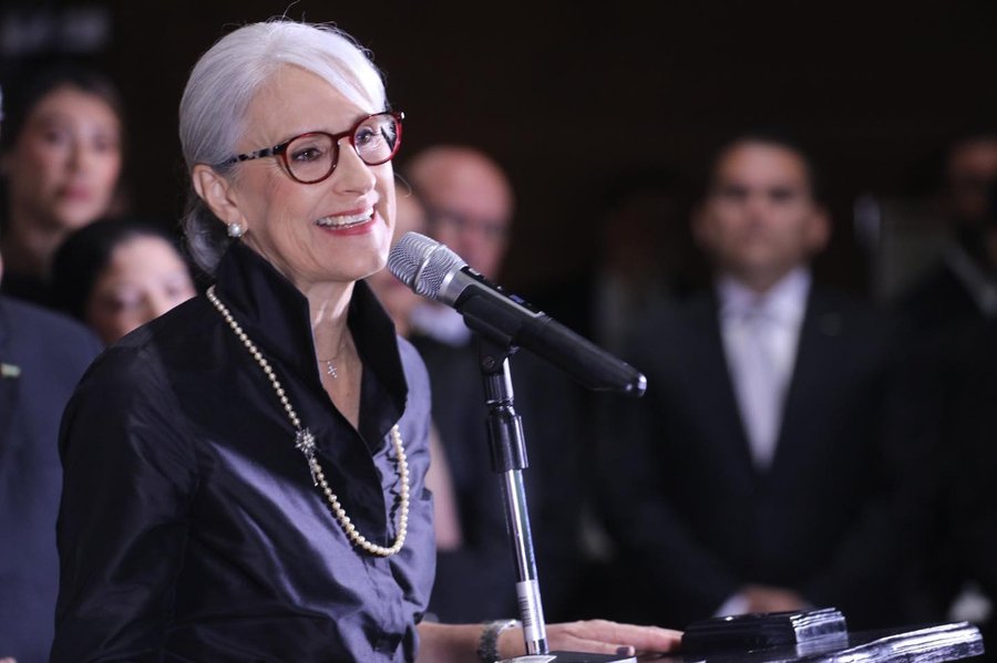Abril Gordienko cuestiona manejo diplomático y advierte riesgos para seguridad energética del país