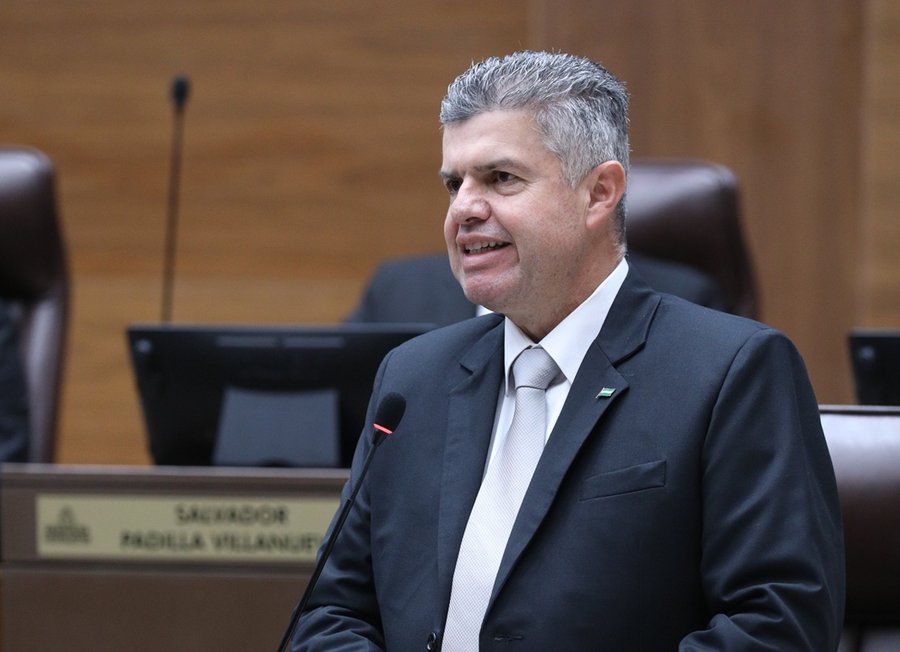 Álvaro Ramírez insta a desterrar la “política tóxica” de la Asamblea Legislativa