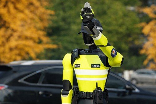 (Video) Policías Robóticos regulan el tránsito en China