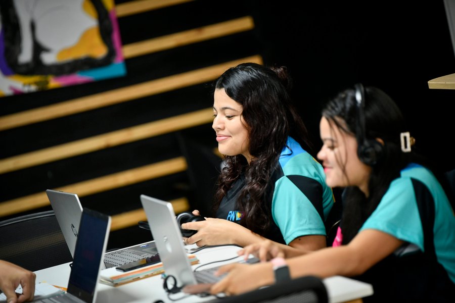 Forward Costa Rica ofrece 60 becas del 100% en software