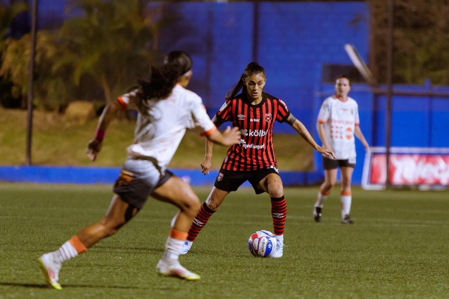 La pesadilla que tanto temían Wílmer López y las leonas llegó