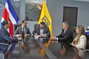 ICE y BID formalizan financiamiento por $200 millones para fortalecer infraestructura eléctrica