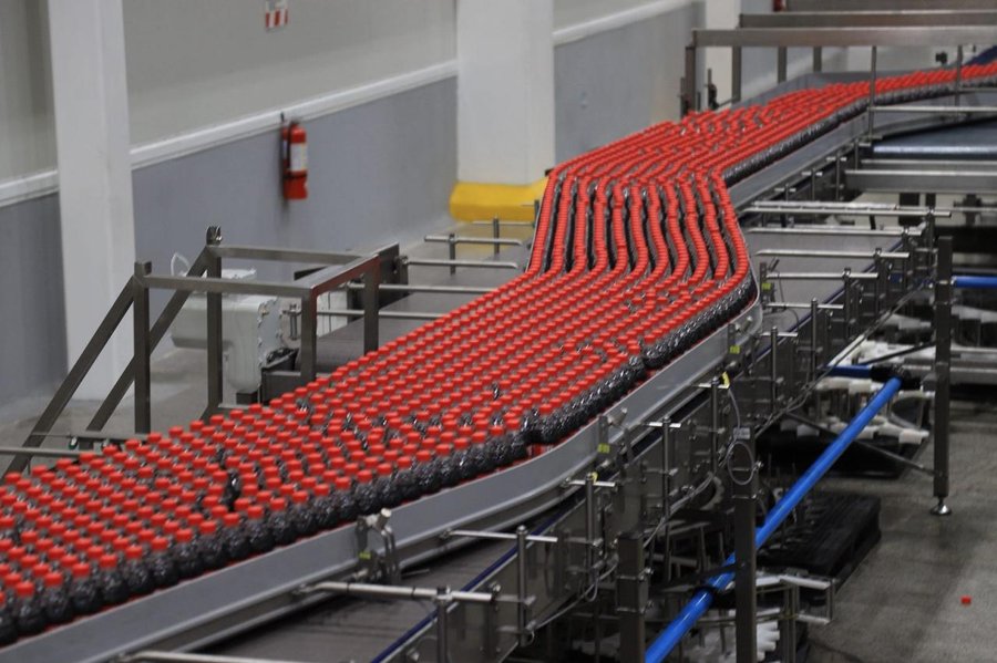 Coca-Cola FEMSA impulsa el desarrollo económico de Costa Rica con su nueva línea de embotellado