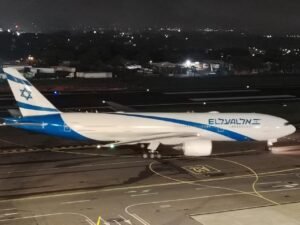 Presidente de Israel aterriza en Costa Rica para traspaso de poderes