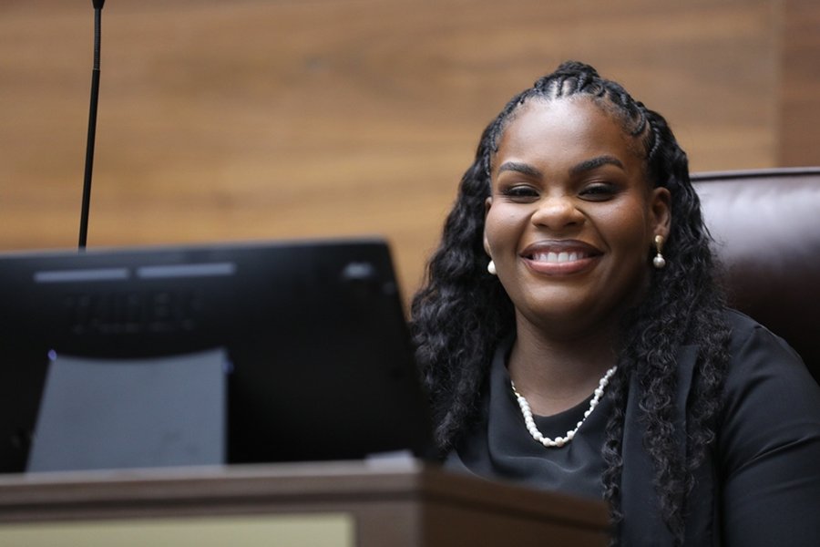 Diputada Kristel Ward anuncia licencia de maternidad y asegura continuidad de su labor legislativa