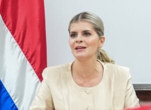 Laura Fernández invita a diputados a una visita de campo a Crucitas 