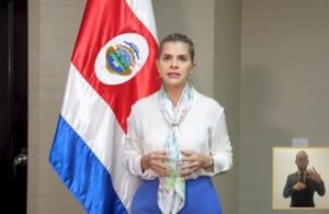 Laura Fernández se reunirá con presidente de la Corte y fiscal general para plantear reformas urgentes al Poder Judicial 
