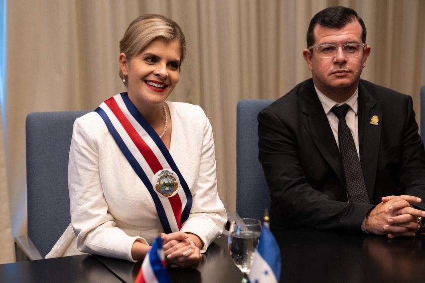 Gobierno nombra a 32 viceministros para la nueva administración