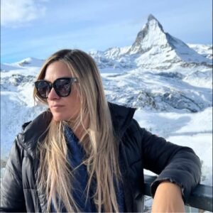 Mariela Sanabria asume subgerencia estratégica del AyA con amplia experiencia en gestión pública y proyectos de infraestructura