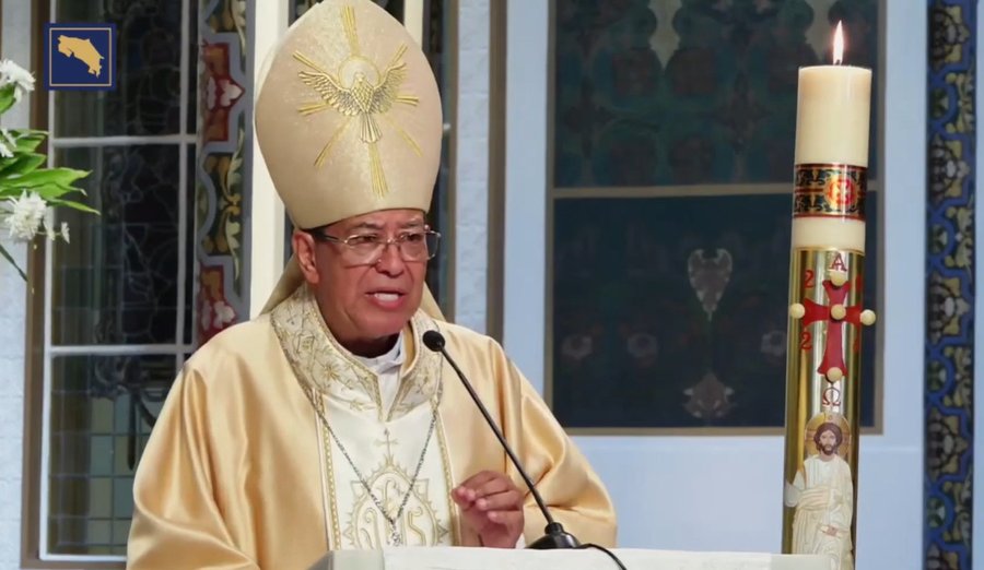 Iglesia Católica pide a Laura Fernández y diputados solución a listas de espera de la CCSS
