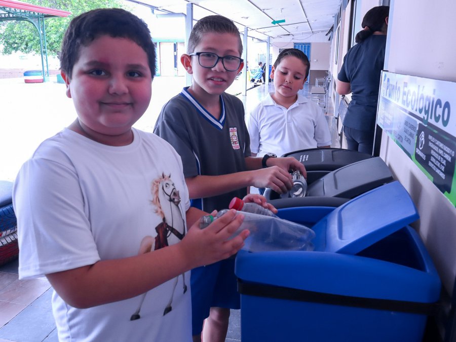 Premio AmbientaDOS celebra su 5° Aniversario en Costa Rica