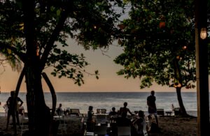Bahía Papagayo defiende legalidad de proyecto y cuestiona proceso penal antes de iniciar obras
