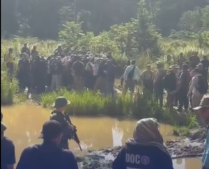 Laura Fernández es evacuada tras fuerte estruendo durante gira en Crucitas