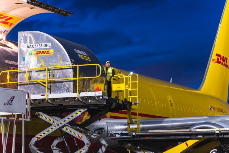 DHL Express lanza nuevo servicio global para carga pesada y fortalece exportaciones desde Costa Rica