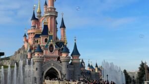 Disney ha perdido 4.000 millones de euros en treinta años con sus parques parisinos