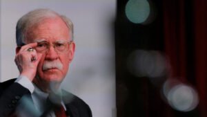 “Donald Trump es una aberración de la política estadounidense”, afirma su exasesor John Bolton