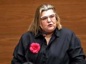 Kattia Calvo cuestiona “sororidad selectiva” y “feminismo oportunista” que solo busca “hacer el papel”