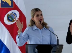 Laura Fernández asegura que su Gobierno no solo defenderá la CCSS sino que la pondrá a la vanguardia