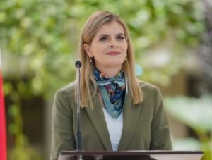 Laura Fernández anuncia envío de ayuda humanitaria y rescatistas a Venezuela tras terremotos