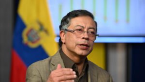Petro acusa a EE. UU. de aliarse con “narcotraficantes” en Colombia tras apoyo de Trump a De la Espriella