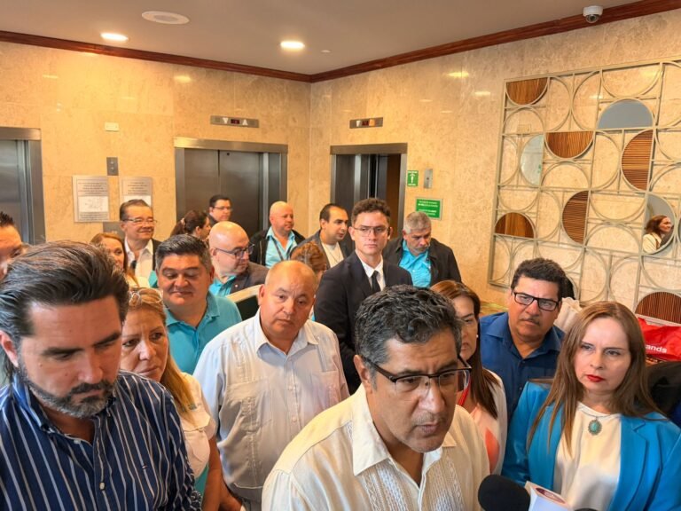 Suspenden Asamblea Nacional de Pueblo Soberano por falta de quórum