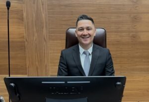 Robert Junior: No sé si creerle a la Claudia Dobles que pide respeto o a la que irrespetó a otras mujeres