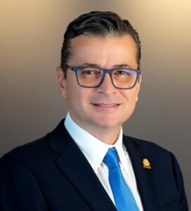 Renuncia el ministro de Trabajo