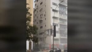 Periodista de BBC relata el dramático ambiente que vive Venezuela tras el terremoto