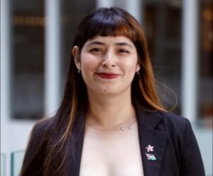 Frente Amplio propone eliminar exoneración a pensiones complementarias para fortalecer el IVM
