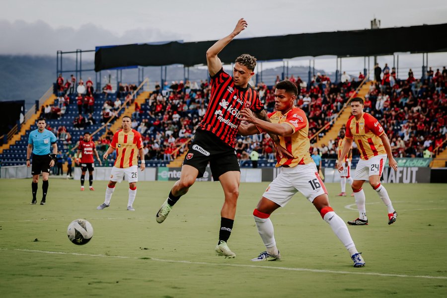 Alajuelense tendrá el regreso de un delantero querido por la afición