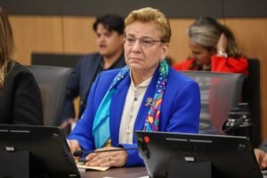 Comisión de Ciencia, Tecnología y Educación revisa 70 proyectos para definir agenda estratégica