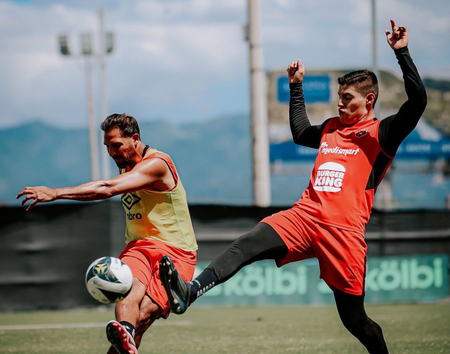 Jugador de Alajuelense podría salir del equipo