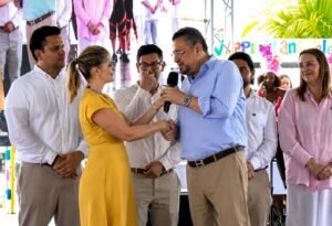 Laura Fernández nombra a Rodrigo Chaves coordinador del proyecto de la Marina de Limón