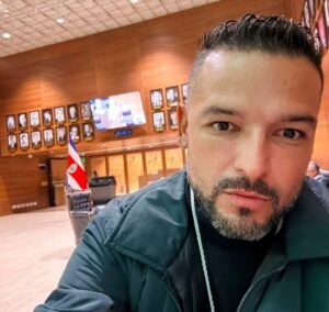 Hotel Tabacón presenta denuncia por presunta extorsión contra el influencer Rubén Rodríguez